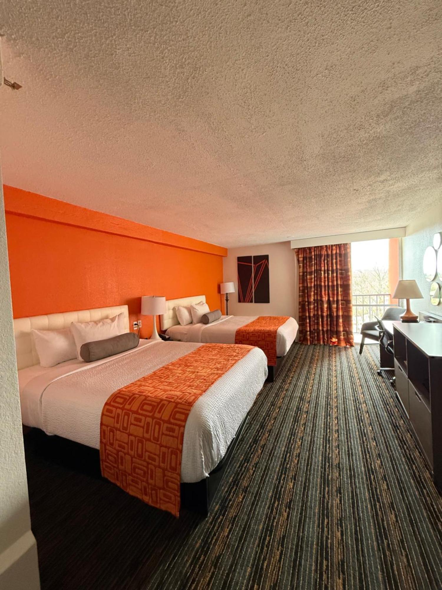 Howard Johnson By Wyndham Lexington Extérieur photo